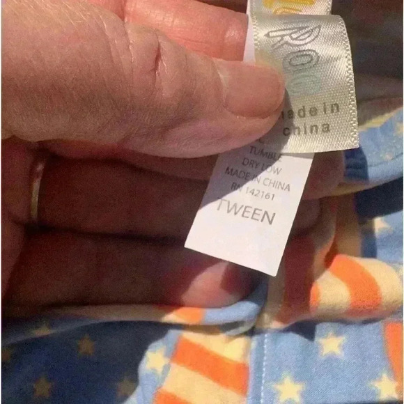 Lularoe tween leggings! Vintage American flags! Soft & buttery! NWOT. - Picture 4 of 4